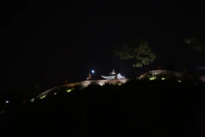 공주공산성 친구와 여행 (출처 : 한국관광공사)