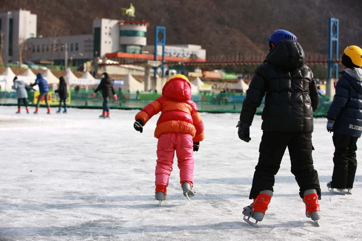 화천산천어축제 - 화천군 공연 여행