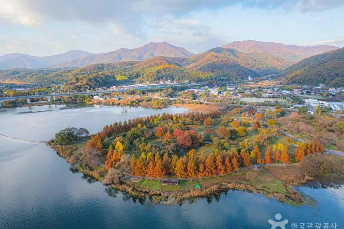 한강 풀빌라 (출처 : 한국관광공사)