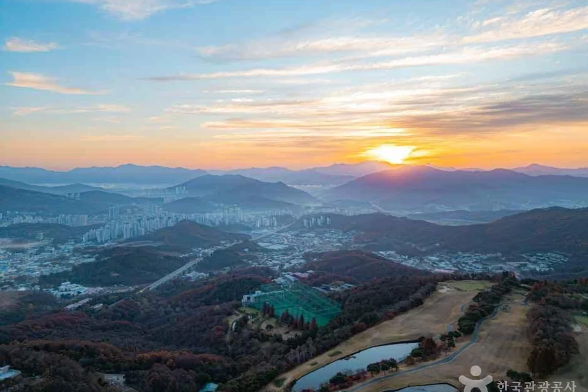 서대문 골프장 (출처 : 한국관광공사)